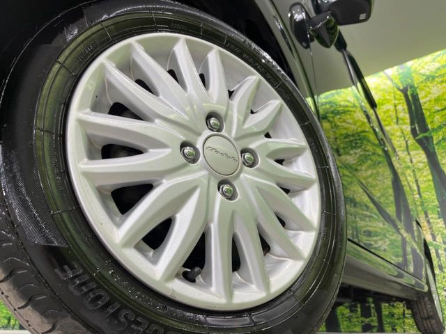 �y14�C���`�A���~�z�C�[���z�O�ςɃ}�b�`�����A���~�z�C�[���𑕒����Ă���܂��B�e��A���~�z�C�[����A�X�^�b�h���X�^�C�����戵�����Ă���܂��B���񂲑��k����������