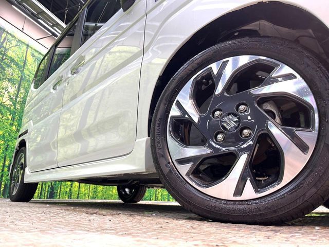 �y����15�C���`�A���~�z�C�[���z�O�ςɃ}�b�`���������A���~�z�C�[���𑕒����Ă���܂��B�e��ЊO�A���~�z�C�[����A�X�^�b�h���X�^�C�����戵�����Ă���܂��B���񂲑��k����������