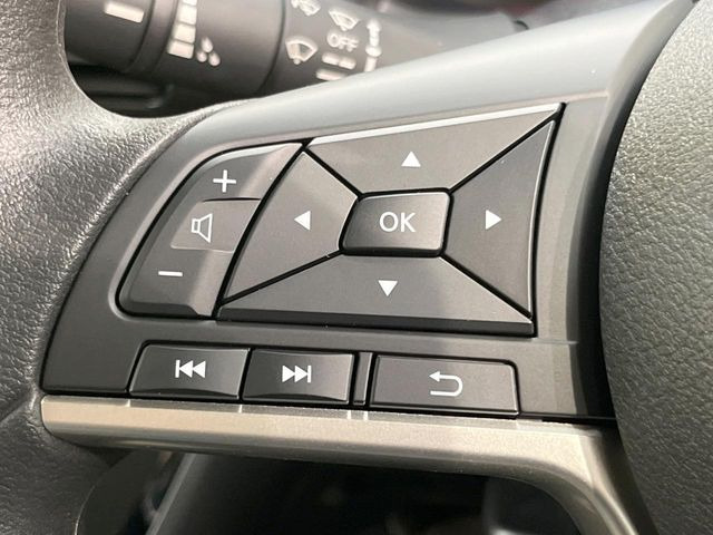 �y�X�e�A�����O�X�C�b�`�z�^�]���A�O������ڐ������炷���ƂȂ��A�I�[�f�B�I���̑��삪�\�ȕ֗��@�\!���S&���K�ȃh���C�u�����o���Ă���܂���