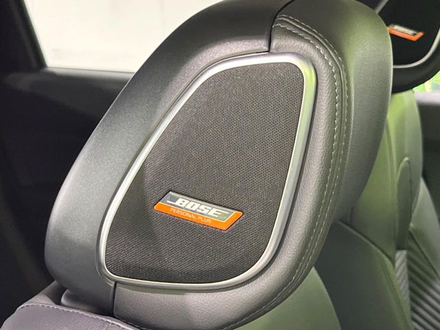 【BOSEサウンドシステム付き純正ナビ】充実のナビ機能はもちろん、高度なチューニング能力が搭載されており、高音質な音楽をお楽しみいただ
