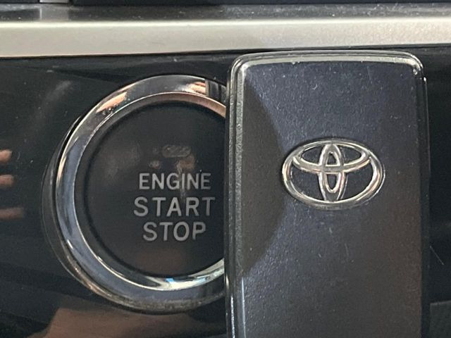 �y�X�}�[�g�L�[�z�J�o����|�P�b�g�ɓ��ꂽ�܂܂ł��h�A�̎{���E�������\�ȃX�}�[�g�L�[�𑕔��B�G���W���̃I���E�I�t�����J�M�����o���K�v����������Ƃ��Ă��֗��ł���