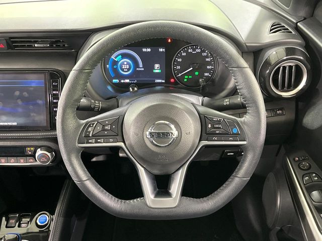 【インテリジェントクルーズコントロール】高速道路での長距離走行が楽に!自動で速度を保つクルーズコントロールが、衝突軽減システムと連携し、前方の車両を感知して車間を保つように速度調節してくれます!!