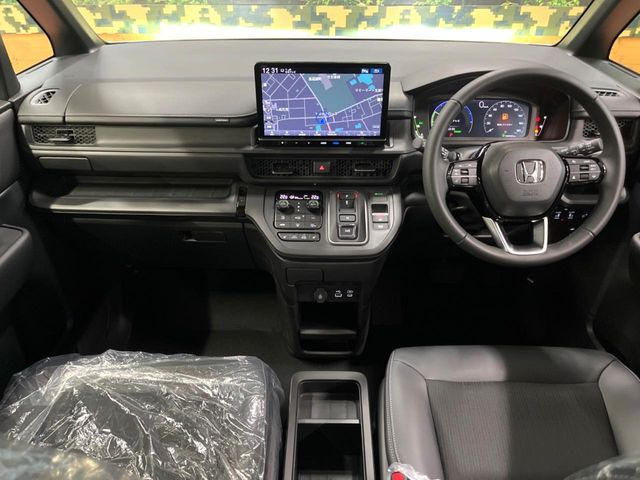 ステップワゴン2.0 e:HEV スパーダ