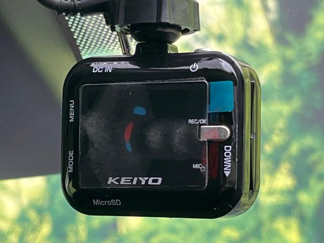 �y�h���C�u���R�[�_�[�z�h���C�u���R�[�_�[����!���s���͂������A������^�]�⎖�̂ɑ��������ہA�f���ŋL�^���A����̃��X�N�ɔ����܂��B���L�^�pSD�J�[�h�͂��q�l�����g�ł��������������K�v������܂��B