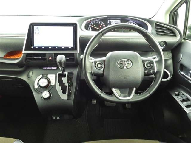 シエンタ1.5 G クエロ 4WD