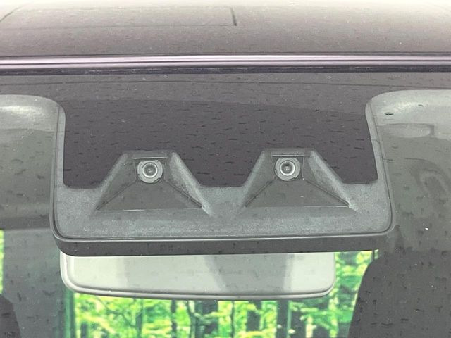 �y�X�}�[�g�A�V�X�g�z���s���ɑO���̎ԗ�����F�����A�Փ˂������Ȏ��͌x��ƃu���[�L�ŏՓˉ���Ɣ�Q�y�����A�V�X�g�B�����S�Ƀh���C�u�����y���݂��������܂��B