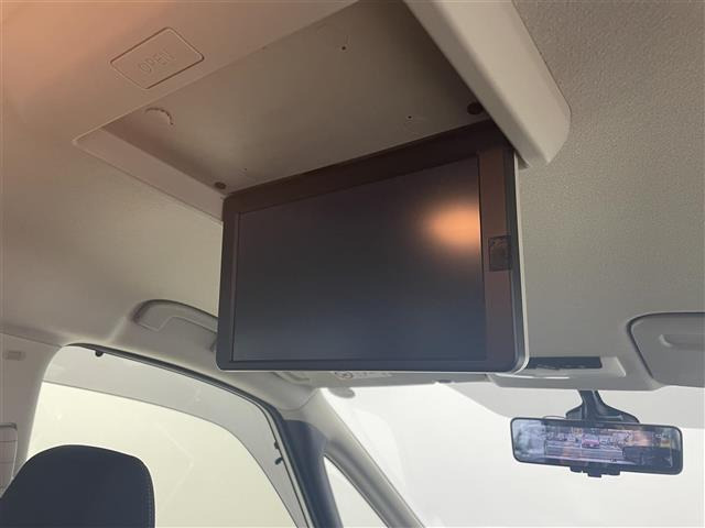 セレナ1.2 e-POWER ハイウェイスターV