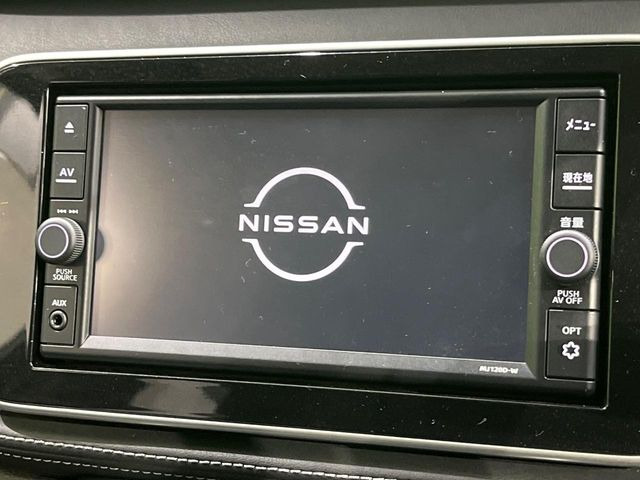 �y�����i�r�z�l�C�̏����i�r�𑕔��B�I�[�f�B�I�@�\���[�����Ă���ABluetooth�ڑ�����΂������̃X�}�z��MP3�v���C���[�̉��y���Đ��\!�����̉^�]������Ɋy�����Ȃ�܂�!!