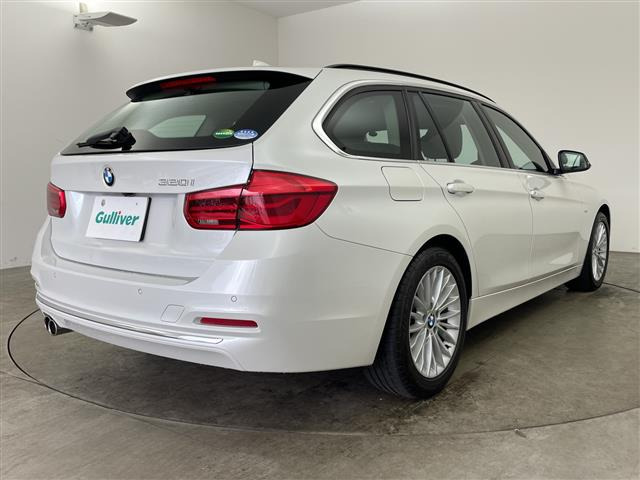 3シリーズツーリング320i ラグジュアリー