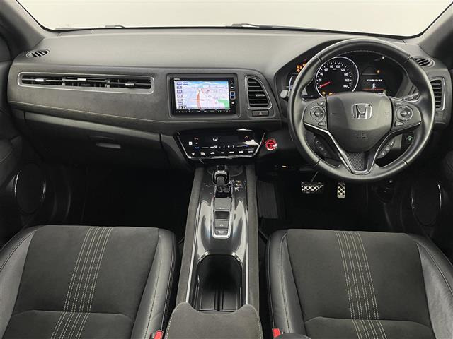 ヴェゼル1.5 ハイブリッド RS ホンダセンシング