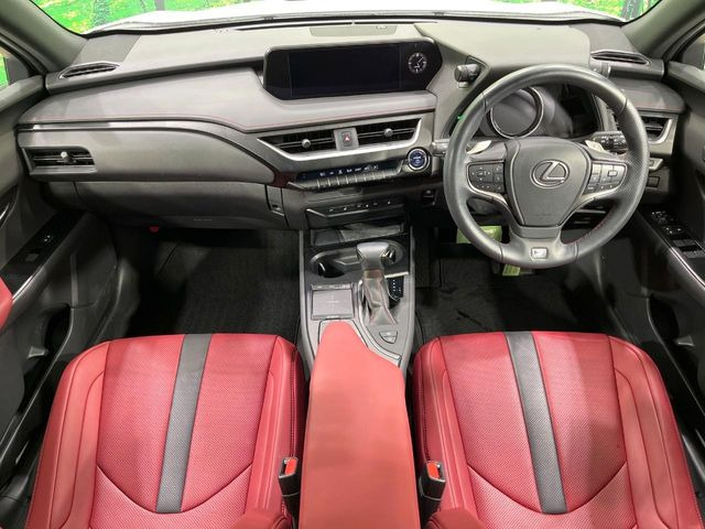 UX250h Fスポーツ