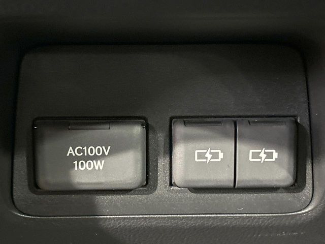 �y�A�N�Z�T���[�R���Z���g�z�L�����v��X�|�[�c�A�A�E�g�h�A�ł̃A�N�e�B�r�e�B�͂������A�ЊQ�E��d�̍ۂɏ����ɂ��Ȃ�AC100V�R���Z���g�𑕔���P�[�^�C��^�u���b�g�A�Q�[���@��̏[�d�ɂ���