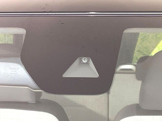 �y�O�He-Assist�z���s���ɑO���̎ԗ�����F�����A�Փ˂������Ȏ��͌x��ƃu���[�L�ŏՓˉ���Ɣ�Q�y�����A�V�X�g�B�����S�Ƀh���C�u�����y���݂��������܂��B