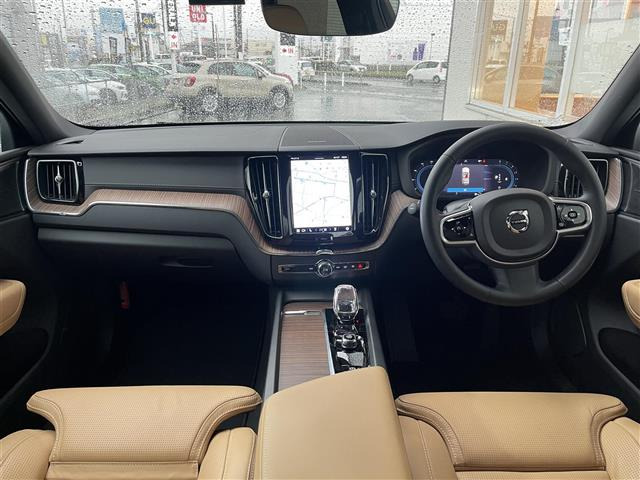 XC60アルティメット B5 AWD 4WD