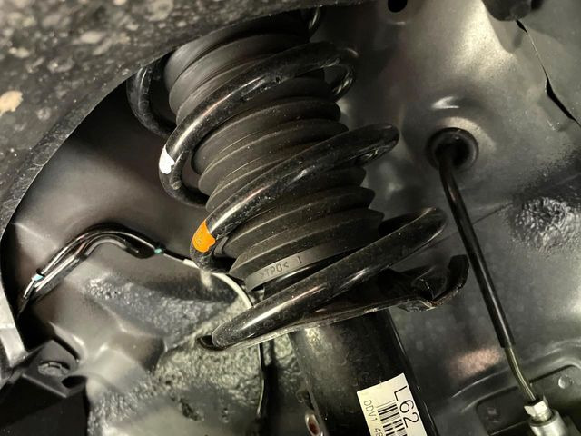 ����肪���ꂢ�Ȃ����ɁA�h�K���H�̎{�H���I�X�X���B�~��n��͂������A���ݕ��ɂ��Z���̕���A��Ń}�����E�E�B���^�[�X�|�[�c���������ɂ��D�]���������Ă���܂��B