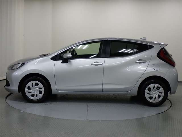 アクア1.5 X E-Four 4WD