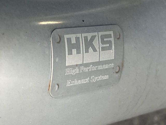 【HKS製マフラー】純正にはない個性あふれる「後ろ姿」を演出するHKSマフラー付き!ビジュアル・サウンド共にこだわりの一台に仕上がっております♪