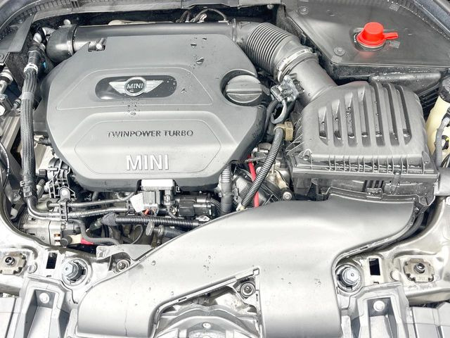 �����X�ł́A�e���[�J�[�̐�p�f�f�e�X�^�[�𓱓��B���Ǝ��i�����e�N�j�J���X�^�b�t���풓���Ă���܂��̂ŁA������̍ۂɂ����S���Ă����p���������܂��B