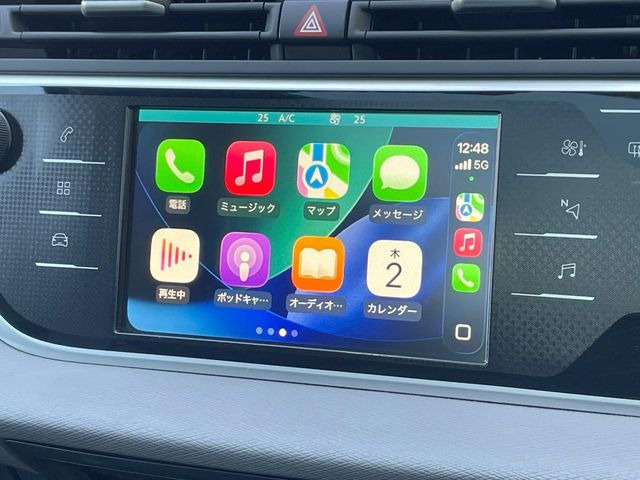 ��Apple Car Play:�X�}�z�Ƃ̗L���ڑ��ŁA�i�r�E�I�[�f�B�I�Đ��ȂǃX�}�z�̃A�v���@�\����ʂł��g����֗��@�\�ł�!