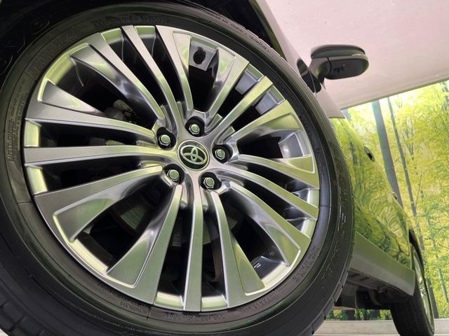 �y����19�C���`�A���~�z�C�[���z�O�ςɃ}�b�`���������A���~�z�C�[���𑕒����Ă���܂��B�e��ЊO�A���~�z�C�[����A�X�^�b�h���X�^�C�����戵�����Ă���܂��B���񂲑��k����������