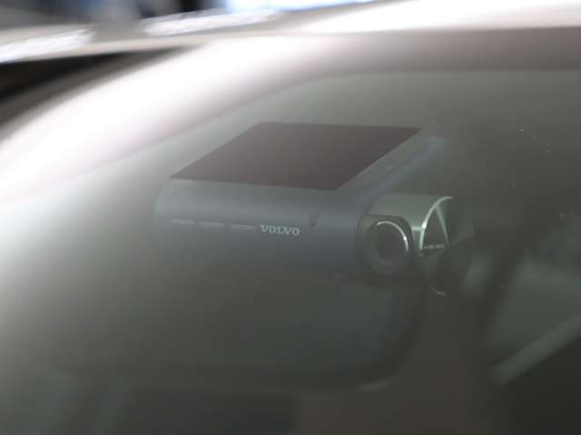 XC40リチャージ プラグイン ハイブリッド T5 インスクリプション