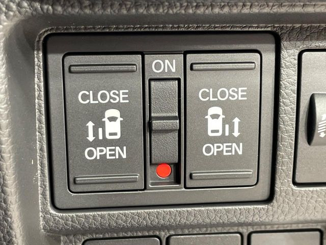 ステップワゴン2.0 e:HEV スパーダ