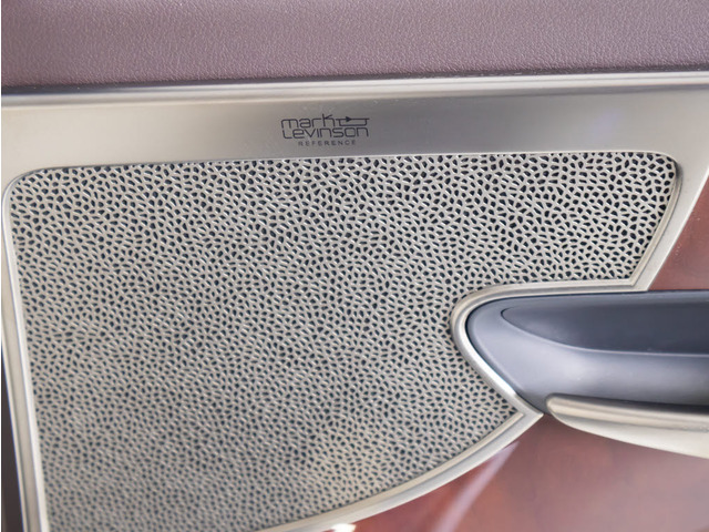 ���������N��̉����}�[�N���r���\��!