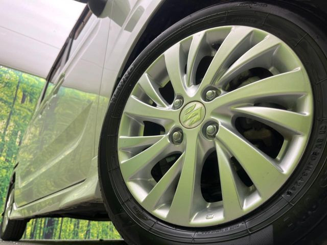 �y����14�C���`�A���~�z�C�[���z�O�ςɃ}�b�`���������A���~�z�C�[���𑕒����Ă���܂��B�e��ЊO�A���~�z�C�[����A�X�^�b�h���X�^�C�����戵�����Ă���܂��B���񂲑��k����������