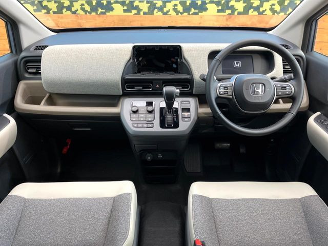 フリード1.5 e:HEV エアー EX