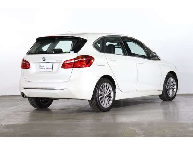 2シリーズアクティブツアラー218i ラグジュアリー DCT