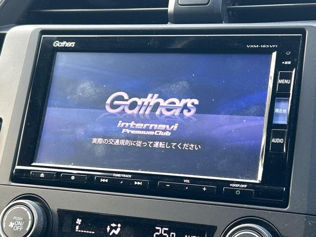 �y�����i�r�z�l�C�̏����i�r�𑕔����Ă���܂��B�i�r�̎g���₷���͂������A�I�[�f�B�I�@�\���[��!�L�����v�◷�s�͂������A�ʋ΂┃�����ȂǕ��i�̃h���C�u���y�����Ȃ�͂���