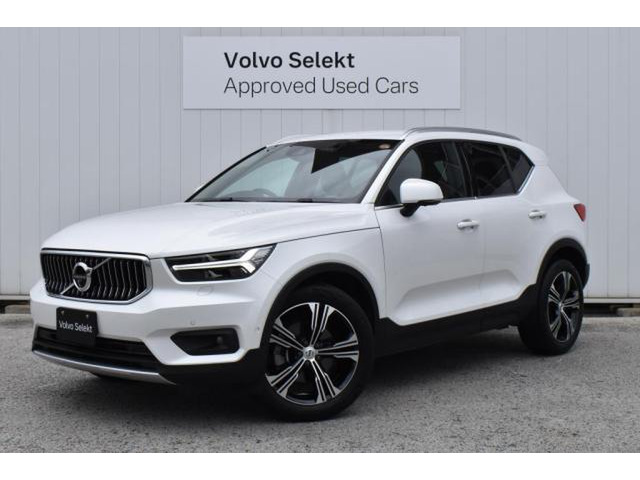 XC40B4 AWD インスクリプション 4WD