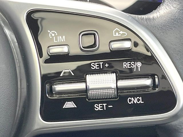 ●オートクルーズコントロール:高速道路や自動車専用道路等にて、定速巡航が可能となる便利な機能です。長距離移動の際でも疲れにくく便利にお使いいただけます♪