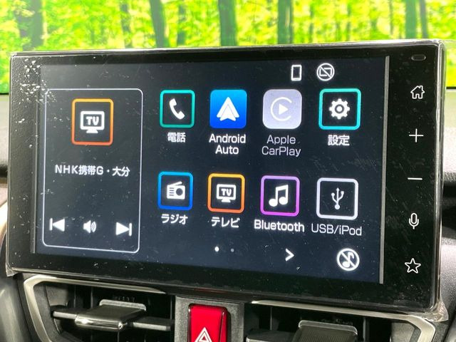 �y����9�^�f�B�X�v���C�I�[�f�B�I�z���莝���̃X�}�[�g�t�H���Ƃ̘A�g�ŁA�i�r�≹�y�Đ��ȂǊe��A�v�����g�p�\�B�X�}�z�ɋ߂����o�ł��g�����������܂���