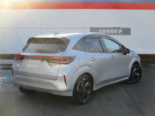 ノートオーラ1.2 G レザーエディション