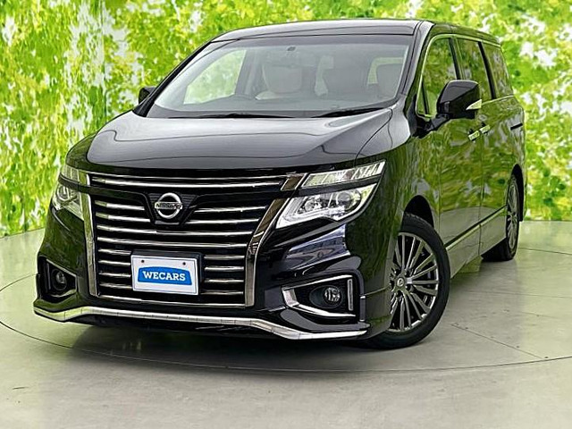 エルグランド2.5 250ハイウェイスターS ホワイトレザー アーバンクロム