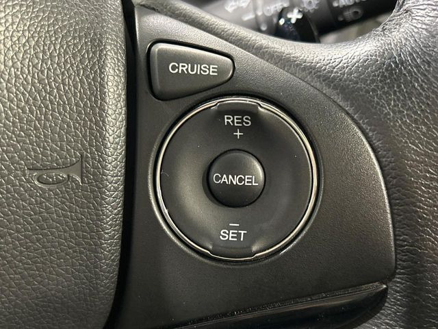 �y�N���[�Y�R���g���[���z�������H�����N���N���s�B�A�N�Z���𗣂��Ă���葬�x�ő��s���ł��A�������^�]���̕��S���y��!�����E�������ȒP�ȃX�C�b�`����Œ����ł��܂��B