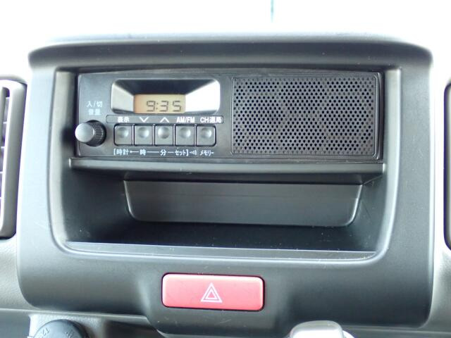 ���W�I���t���Ă܂��B