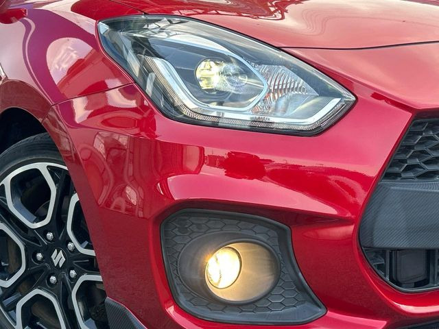 �yLED�w�b�h���C�g�z���V����ԑ��s�����ǍD�Ȏ��E���m�ۂ����S���ĉ^�]�ł��鍂�P�xLED�w�b�h���C�g�𑕔�!�_�����x�������A����d�͂��}�����Ă��܂��B