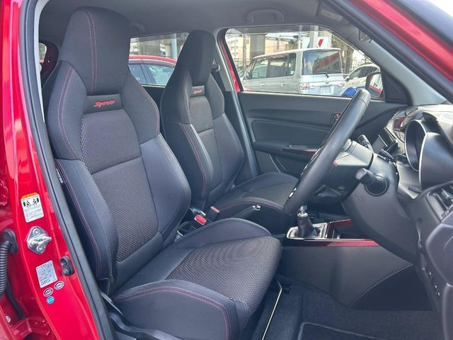 �^�]�Ȃ܂��ɂ͏\���ȃX�y�[�X������A�啿�ȕ��ł��������^�]���Ă�����������ł��B