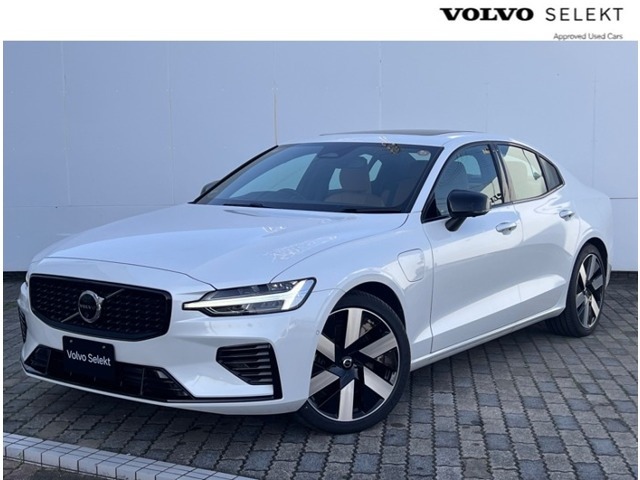 S60リチャージ PHEV T6 AWD アルティメット 4WD