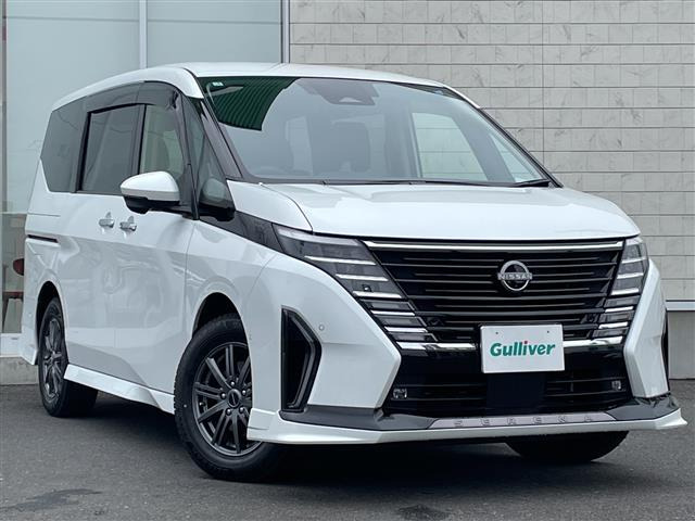 セレナ1.4 e-4ORCE ハイウェイスターV 4WD