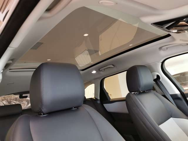 レンジローバーヴェラールダイナミック SE 2.0L D200 ディーゼル 4WD