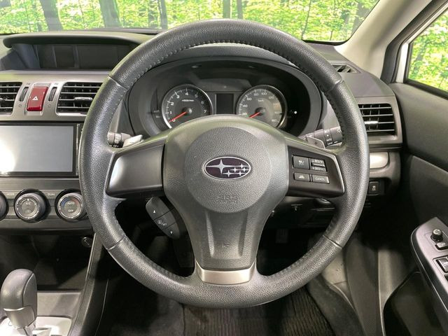 �y�����v�����X�e�A�����O�z�㎿�Ȋv���g�p���邱�ƂŁA��ɂ����������݂ƂĂ��^�]���₷���n���h���ł���