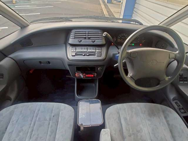 エスティマ・ルシーダ2.4 X ラグジュアリー ツインムーンルーフ