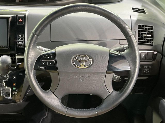 �y�����v�����X�e�A�����O�z�㎿�Ȋv���g�p���邱�ƂŁA��ɂ����������݂ƂĂ��^�]���₷���n���h���ł���