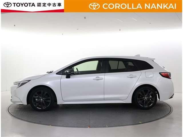 カローラツーリング1.8 ハイブリッド W×B