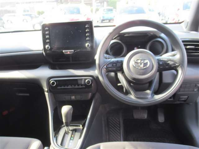 ヤリス1.5 ハイブリッド G