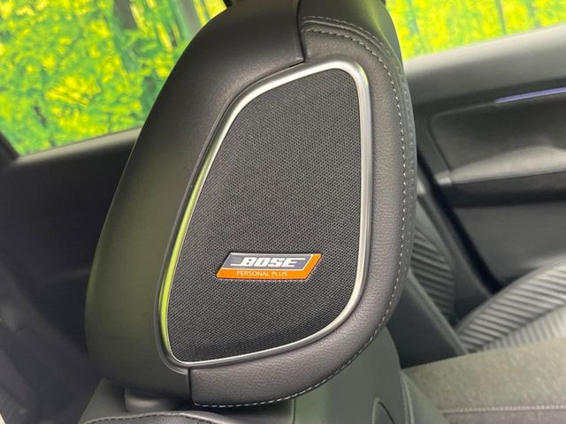 �yBOSE�T�E���h�V�X�e���z���[�J�[�I�v�V�����̍��i�ʃT�E���h�V�X�e���𓋍ځB��p�̃`���[�j���O���{���ꂽ�召�l�X�ȃX�s�[�J�[����ǎ��ȃT�E���h���t�ł��A�Տꊴ���ӂ�鉹����Ԃ����o���܂��B