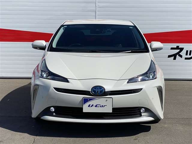 プリウス1.8 A ツーリングセレクション E-Four 4WD